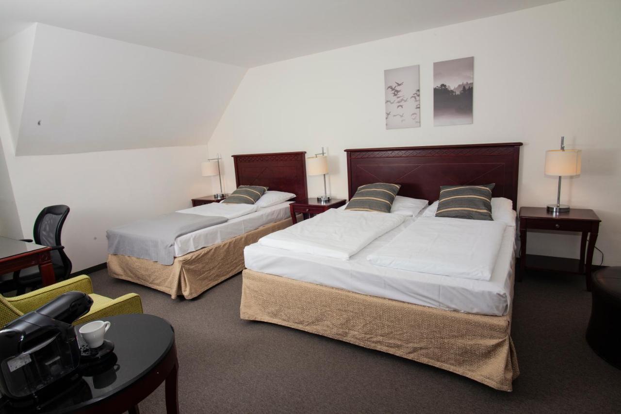 Hotel Petrovy Kameny Karlova Studanka Luaran gambar