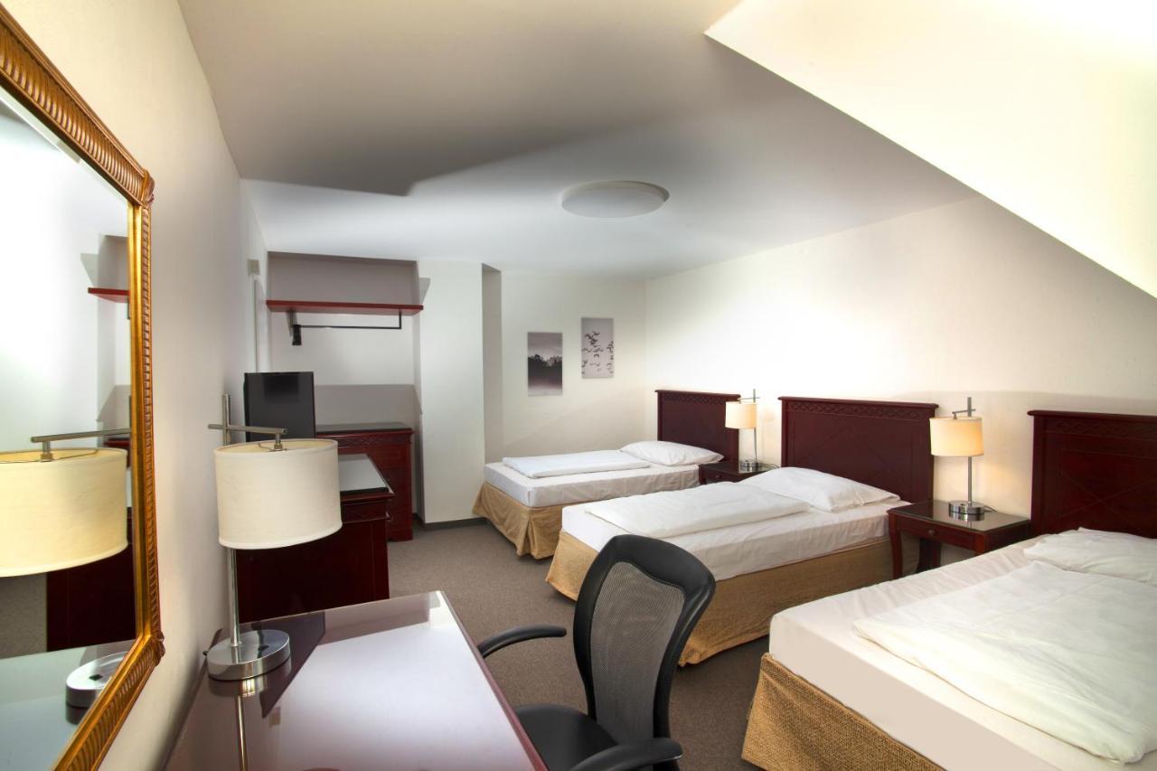 Hotel Petrovy Kameny Karlova Studanka Luaran gambar