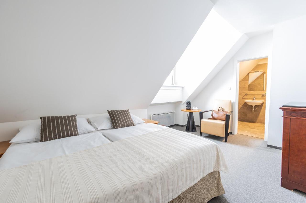 Hotel Petrovy Kameny Karlova Studanka Luaran gambar