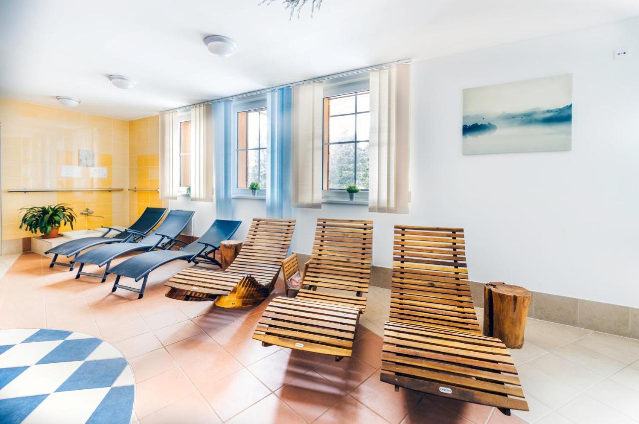 Hotel Petrovy Kameny Karlova Studanka Luaran gambar