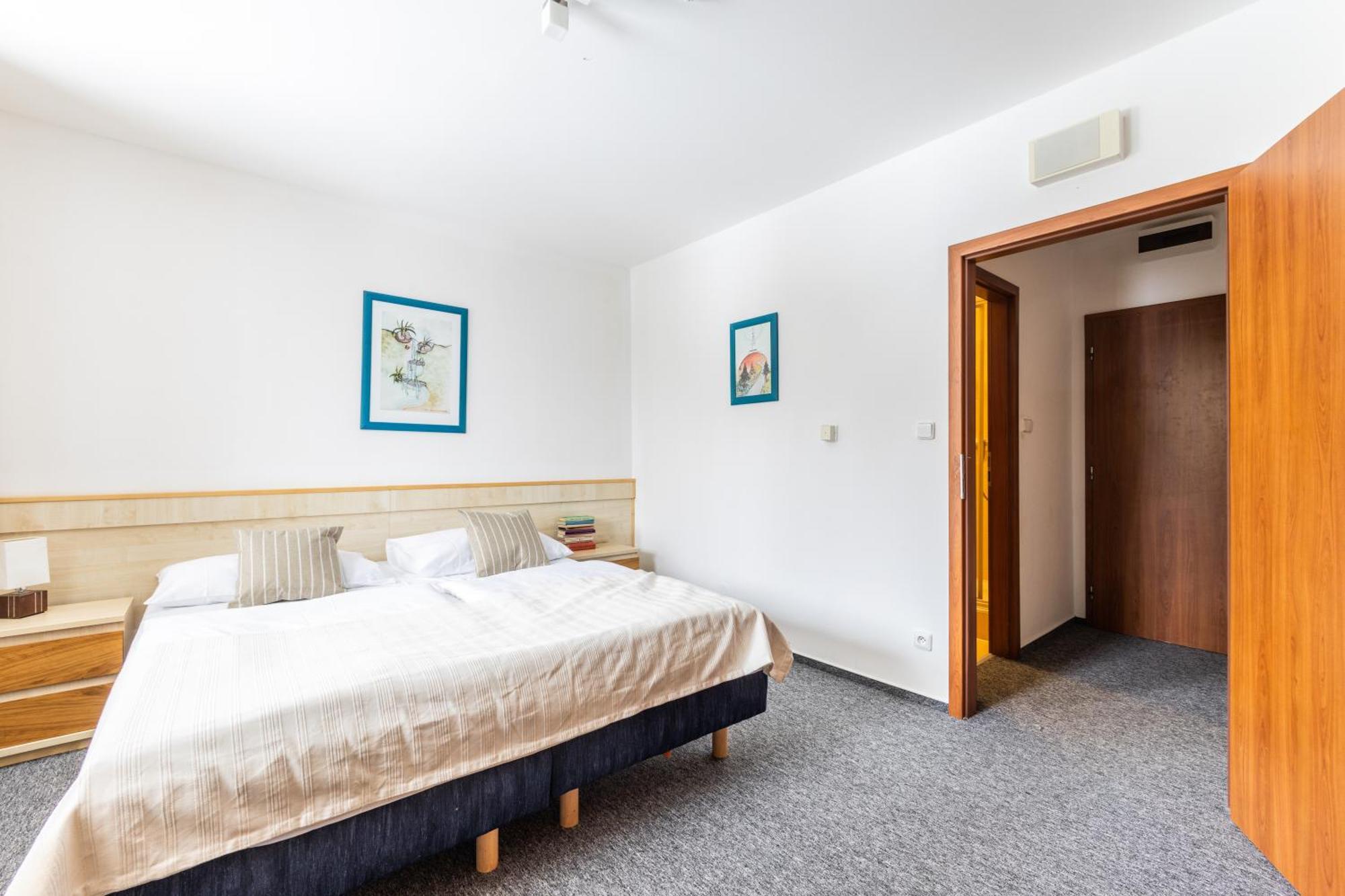Hotel Petrovy Kameny Karlova Studanka Bilik gambar